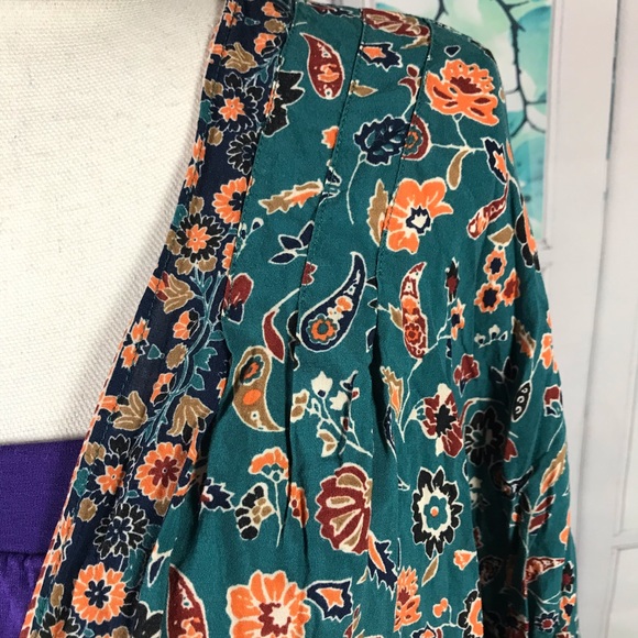 C Open Cardigan Sz S (R22) - Picture 2 of 6